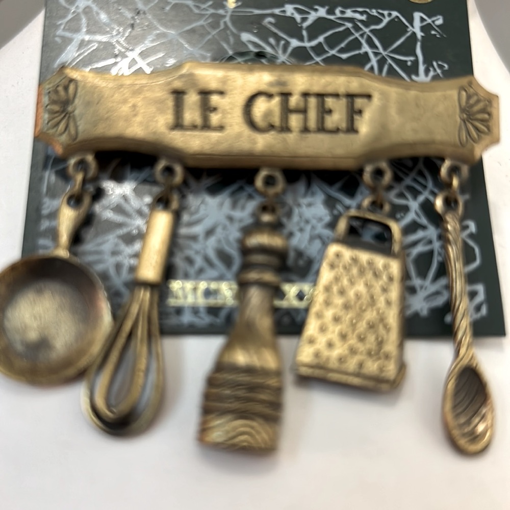 Vintage Le Chef Jj Pin - signed, New, Gold/ Bronze Cook Charm